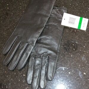 NWT Women's Charter Club Leather Gloves